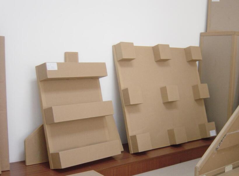 客户订购我司纸托盘投入使用中