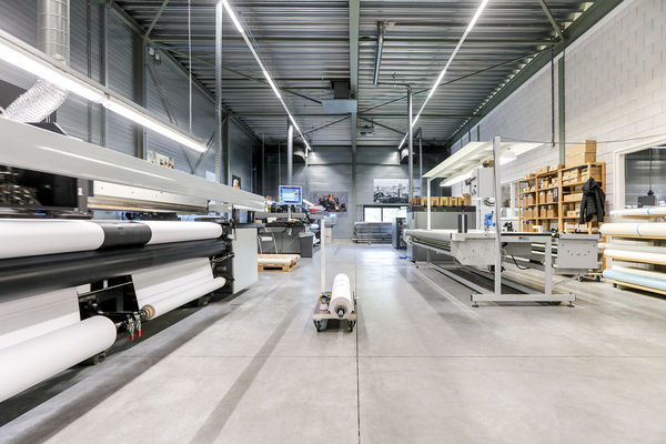 胶州龙湖悠山郡楼盘新建，订购我司阻燃纸一批