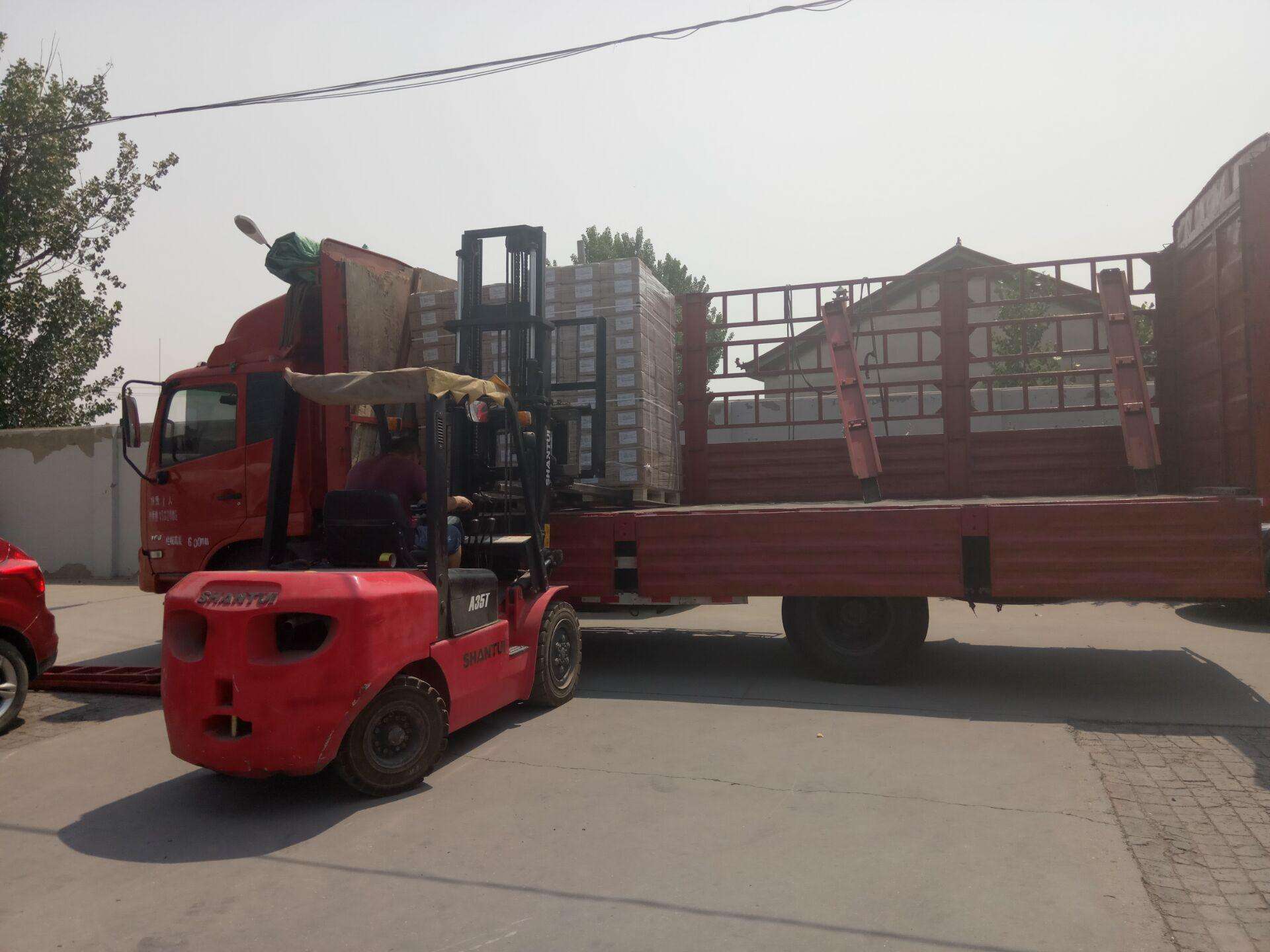 城阳欣欣鞭炮店新开连锁店装修订购我司阻燃纸