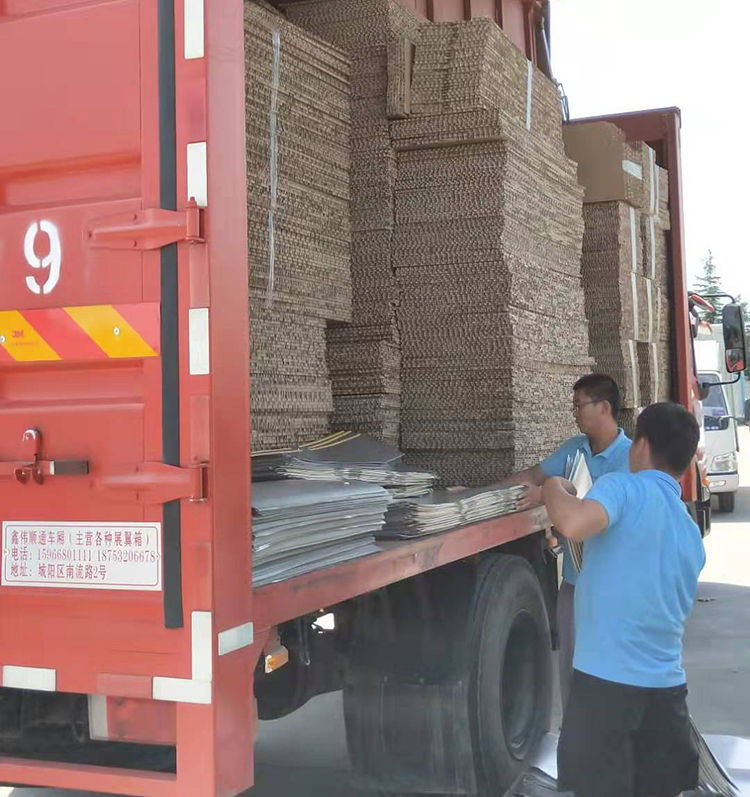 鑫亚广达传动带公司订购我司蜂窝纸箱已发货