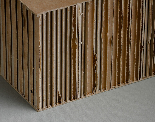 纸板变形对蜂窝纸箱的影响
