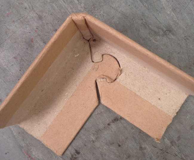 如何为包装解决方案调整纸护角的尺寸？